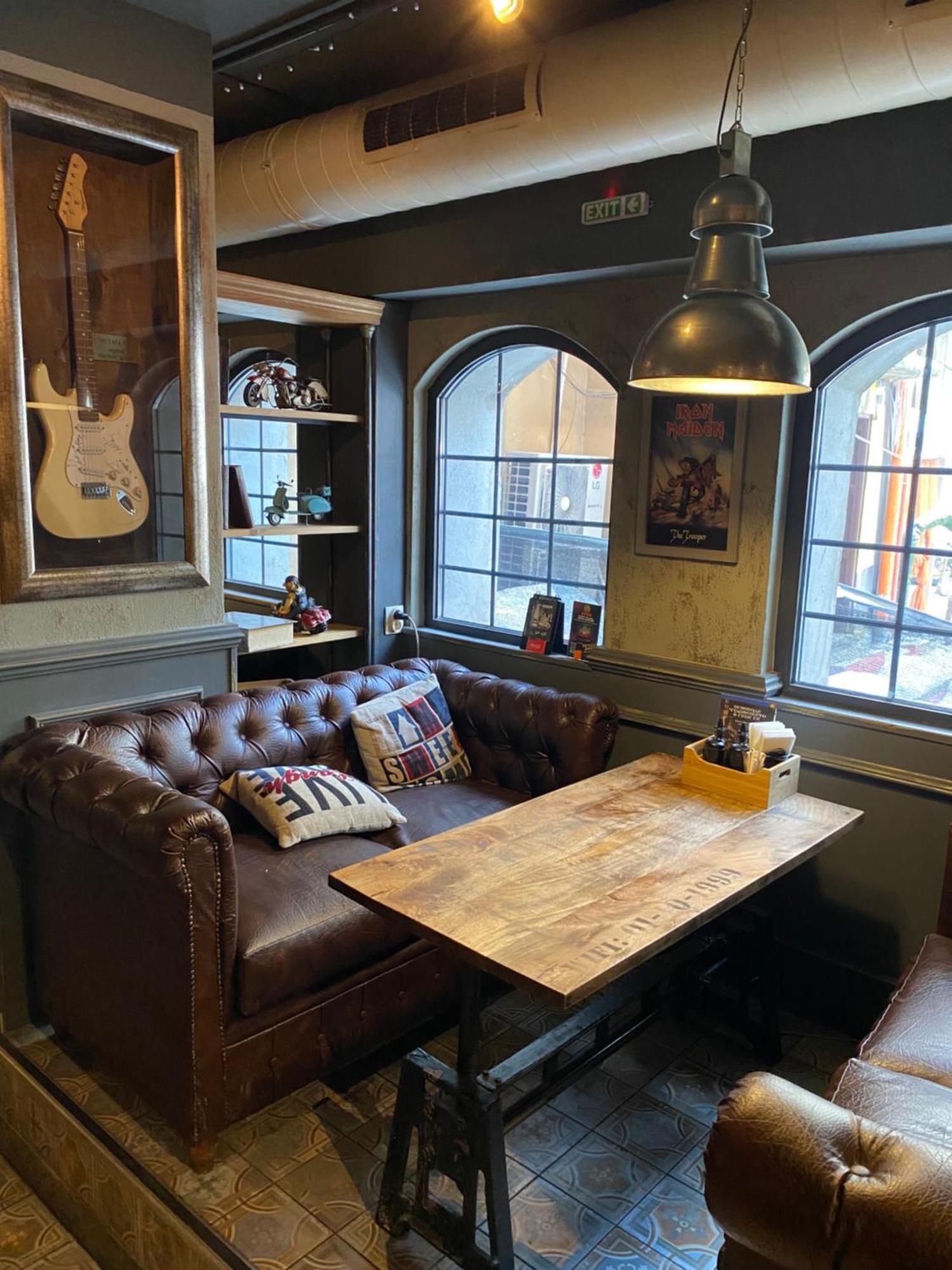 City Hotel 벨리코 터르노보 외부 사진
