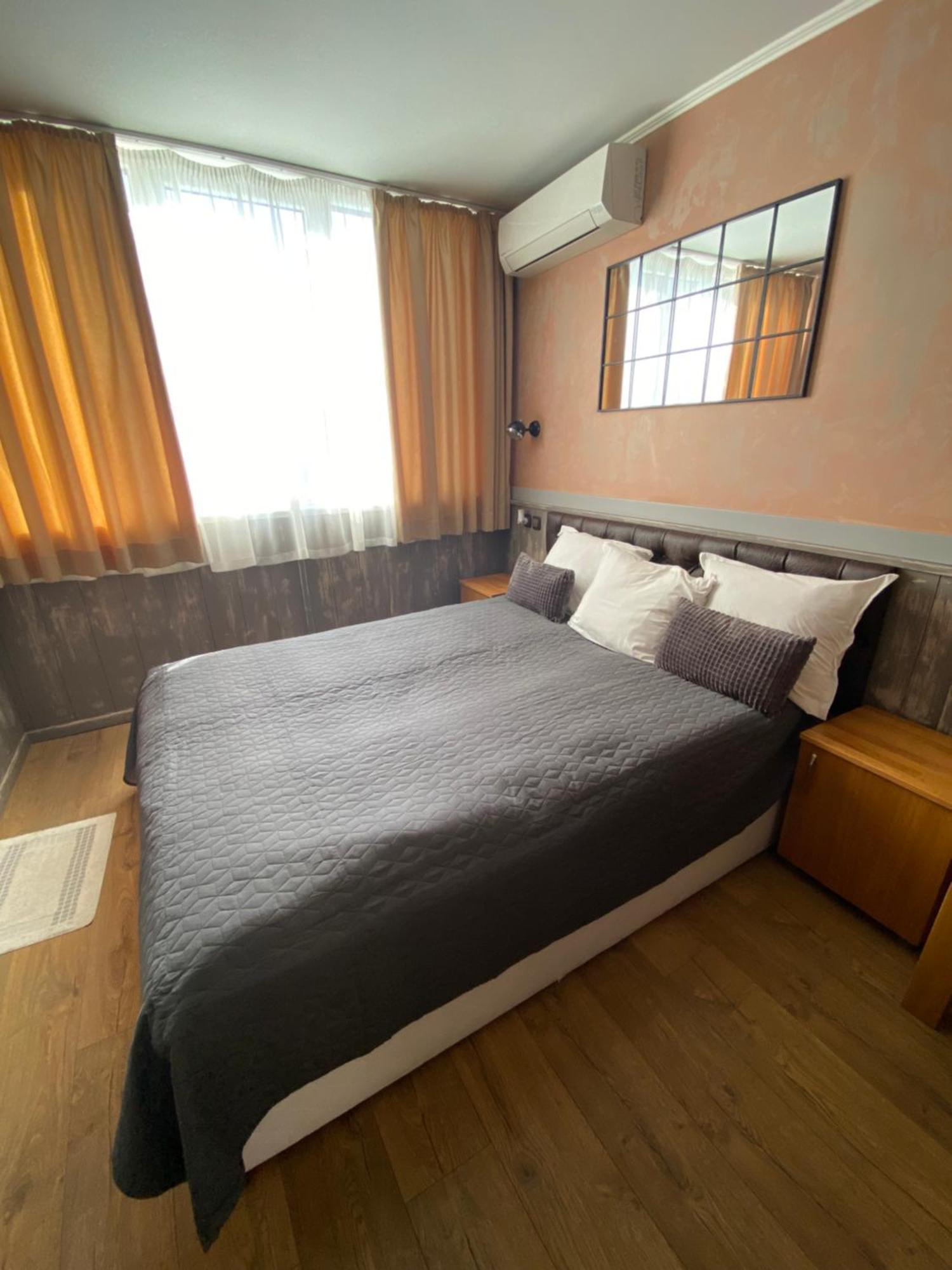 City Hotel 벨리코 터르노보 외부 사진