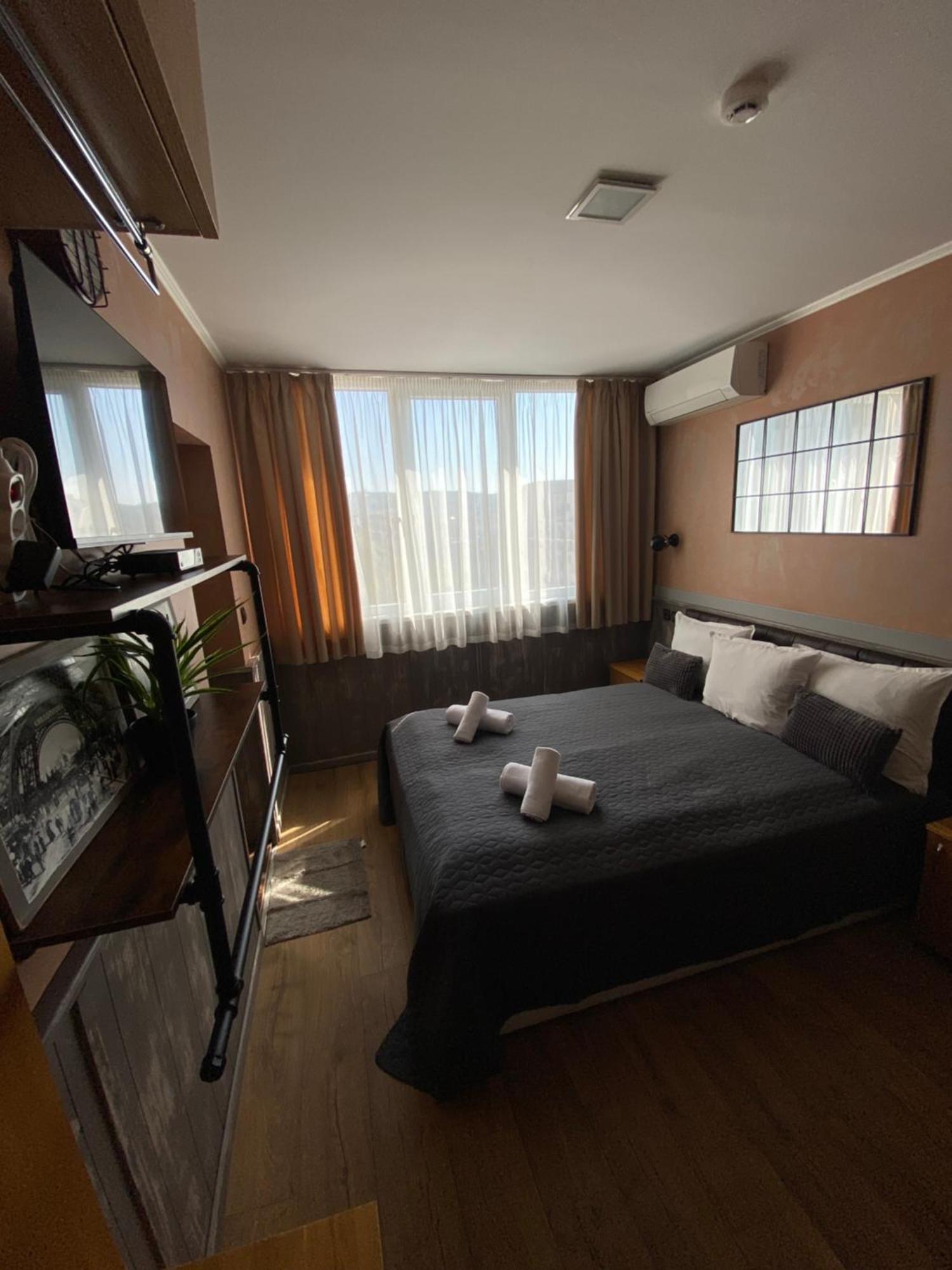 City Hotel 벨리코 터르노보 외부 사진